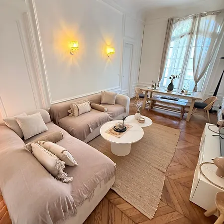Elegant 2 Bedroom Arc De Triomphe باريس