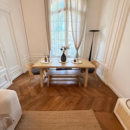 Elegant 2 Bedroom Arc De Triomphe * باريس