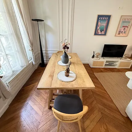 Appartement Elegant 2 Bedroom Arc De Triomphe