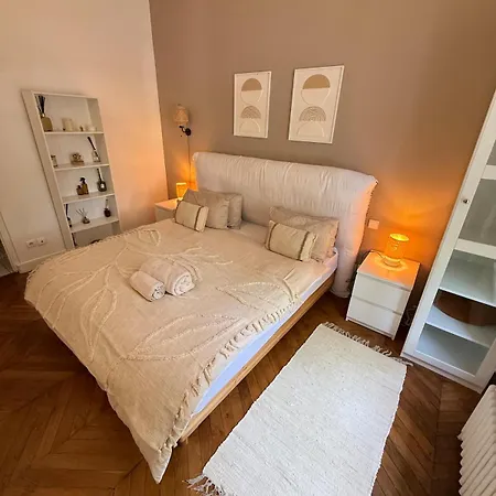 Elegant 2 Bedroom Arc De Triomphe باريس