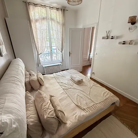 Elegant 2 Bedroom Arc De Triomphe Appartement Parijs
