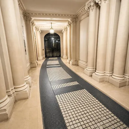 شقة Elegant 2 Bedroom Arc De Triomphe